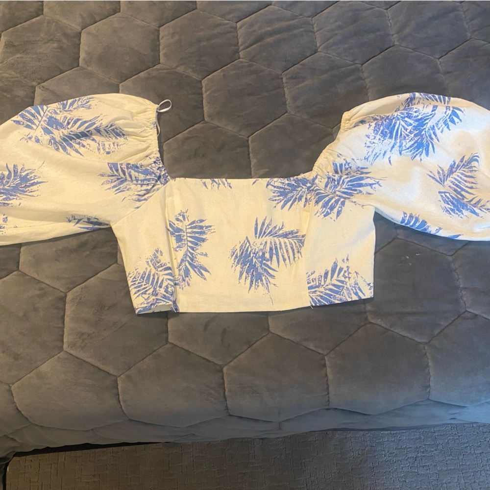 Moodie off the shoulder poplin top
